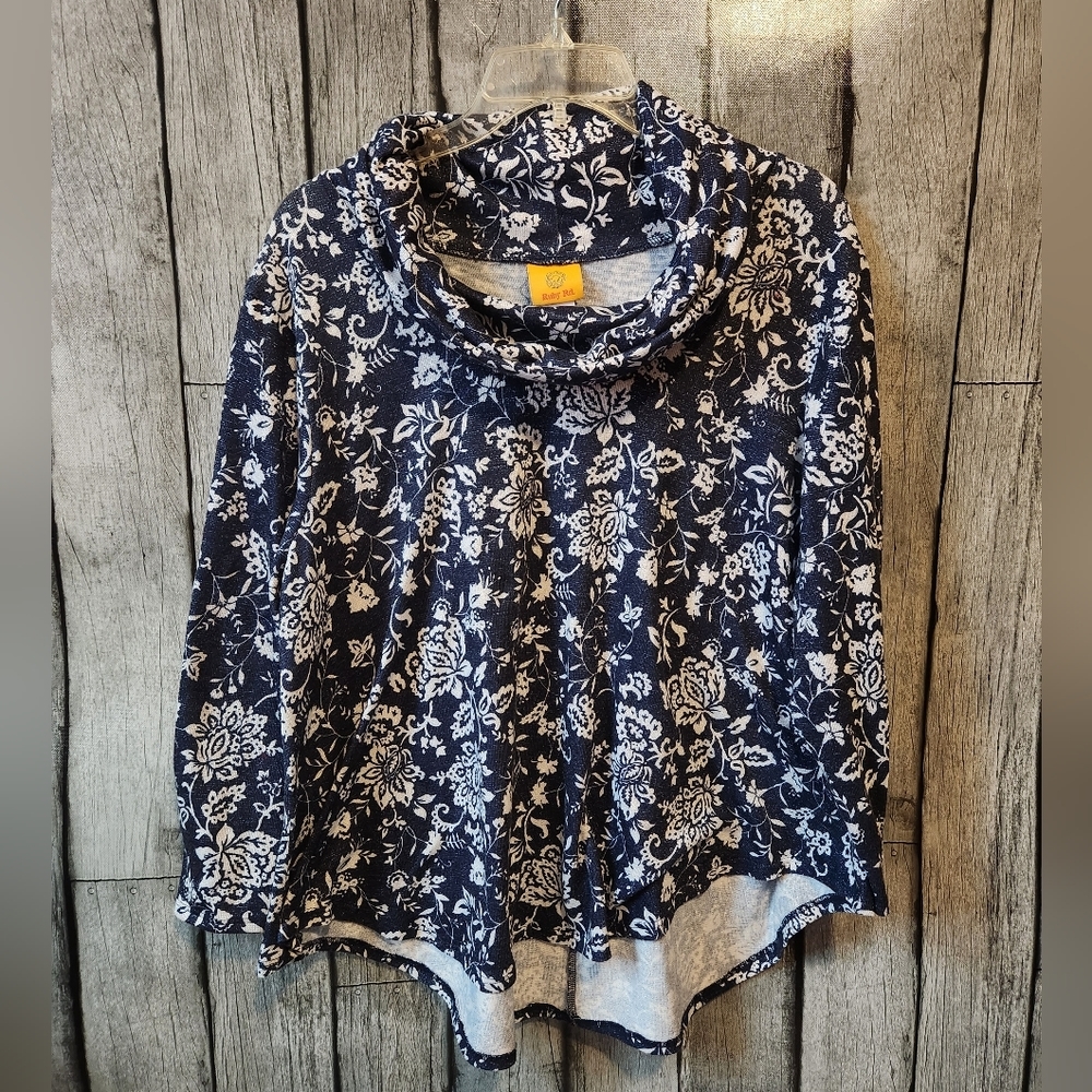 Ruby Rd. Navy & White‎ Floral Sweater
